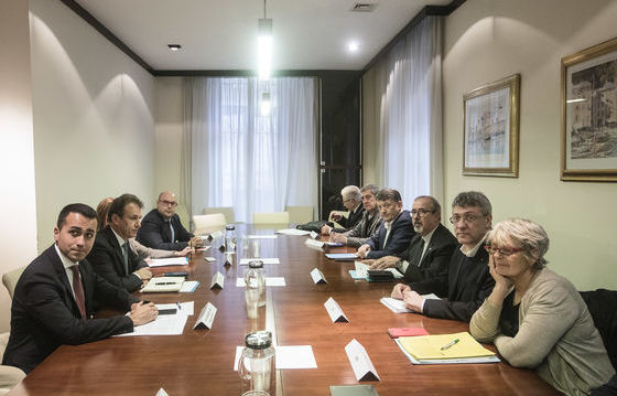 Il Governo accetta il confronto con le Parti Sociali prima di prendere nuove decisioni.