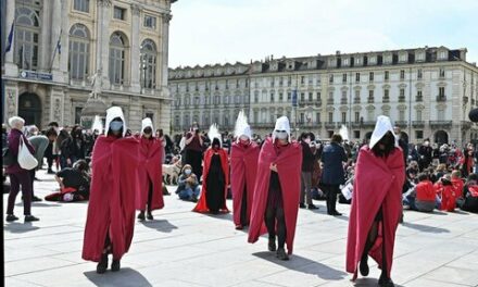 in piazza per il diritto all’autoderminazione!