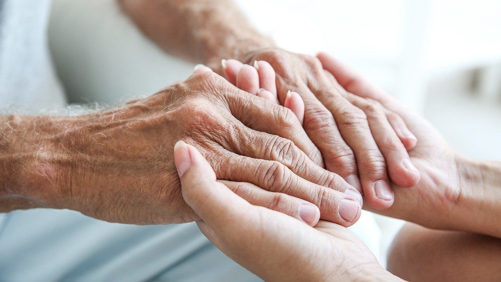 LEGGE SU ASSISTENZA PERSONE NON AUTOSUFFICIENTI
